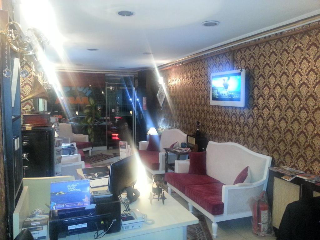 Arasta Hotel Provincia di Provincia di Istanbul Esterno foto