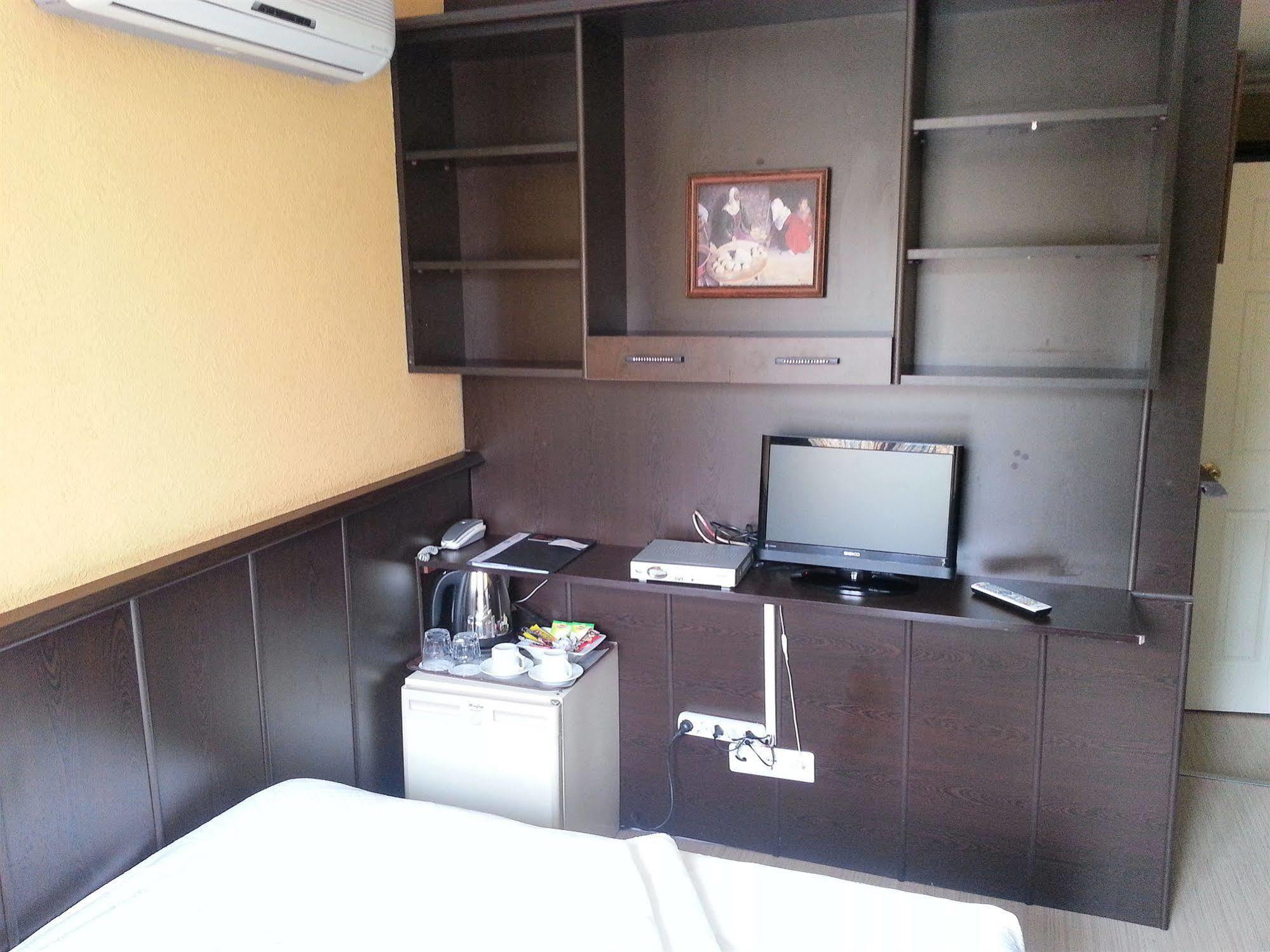 Arasta Hotel Provincia di Provincia di Istanbul Esterno foto