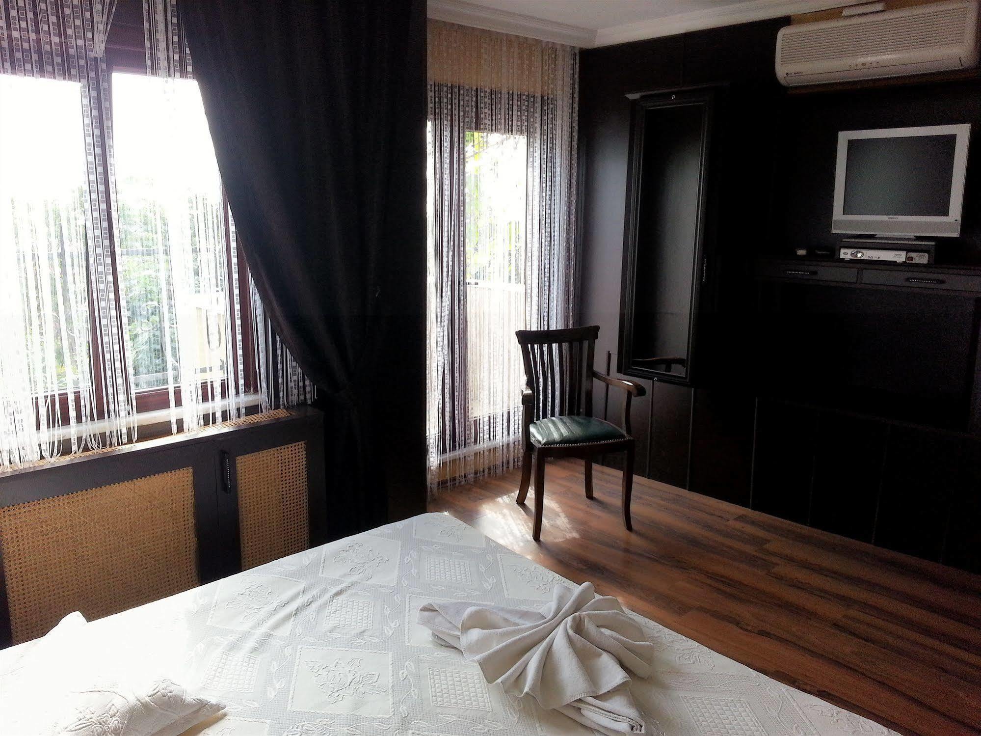 Arasta Hotel Provincia di Provincia di Istanbul Esterno foto