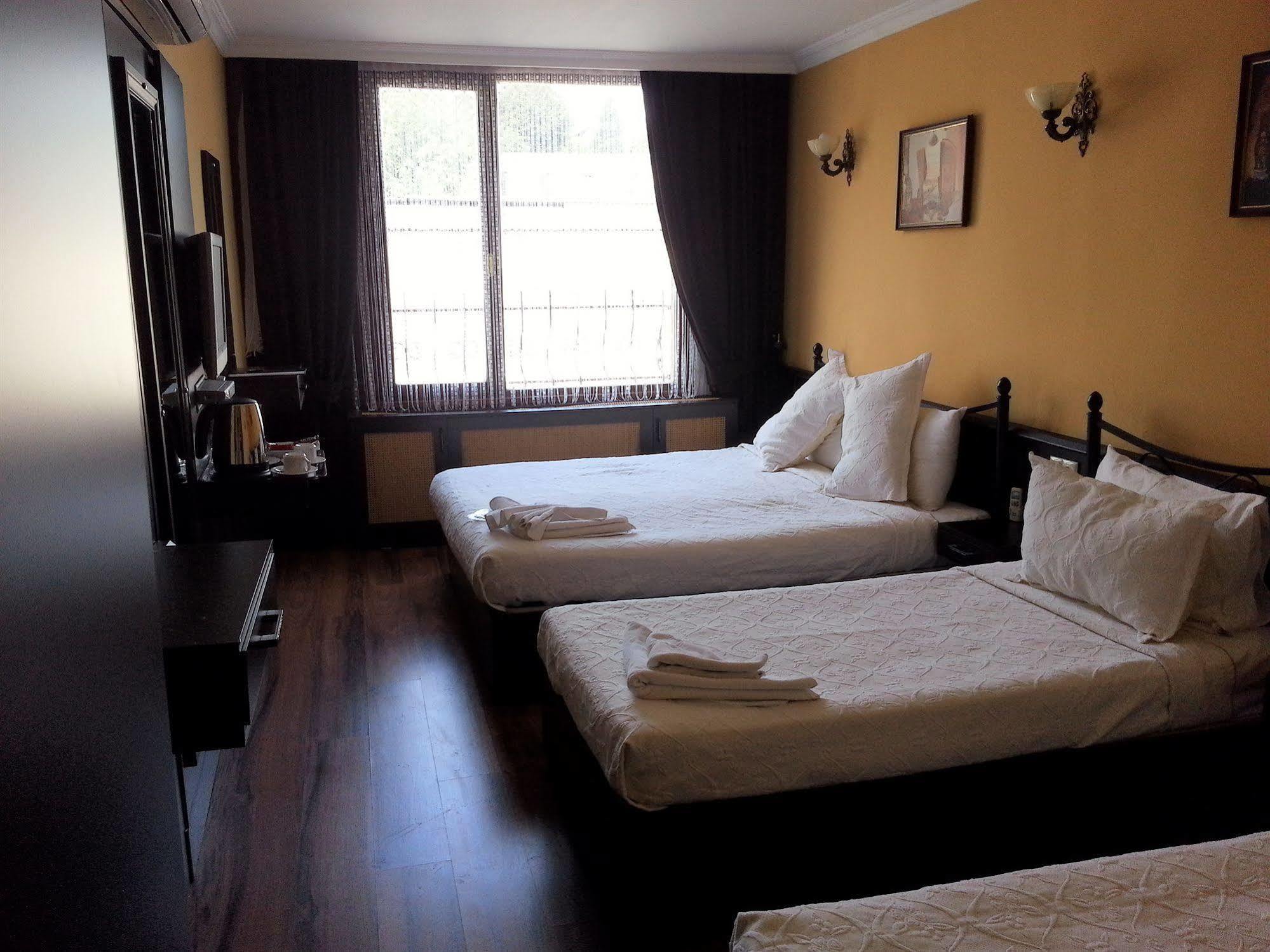 Arasta Hotel Provincia di Provincia di Istanbul Esterno foto